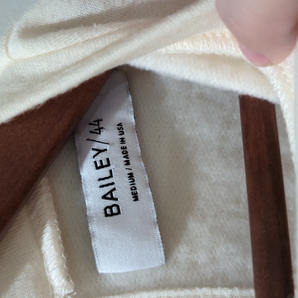 Bailey 44 Back Tie Beige Sweater Top - Picture 3 of 4